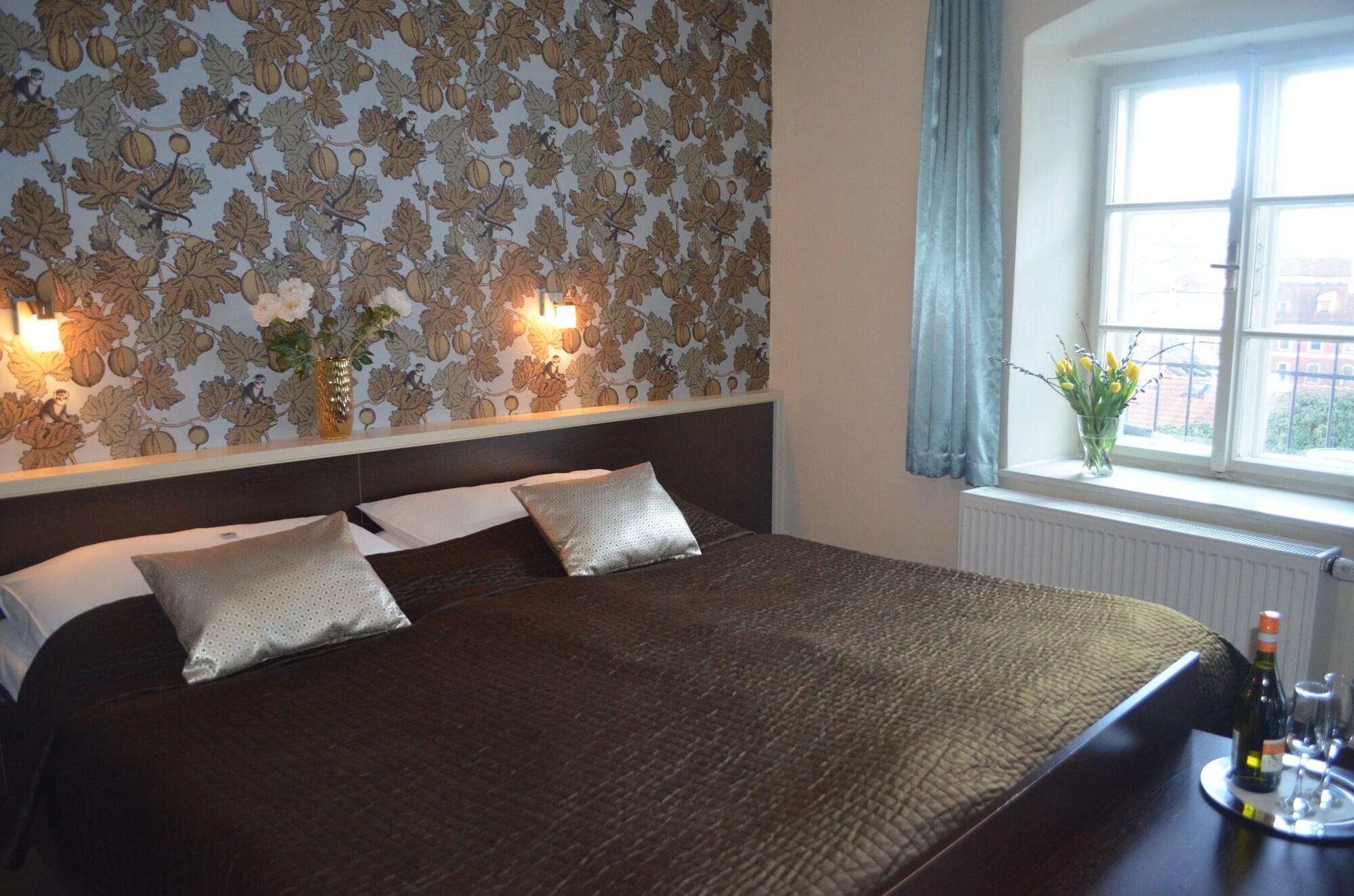 Hotel Peregrin Cesky Krumlov Bagian luar foto