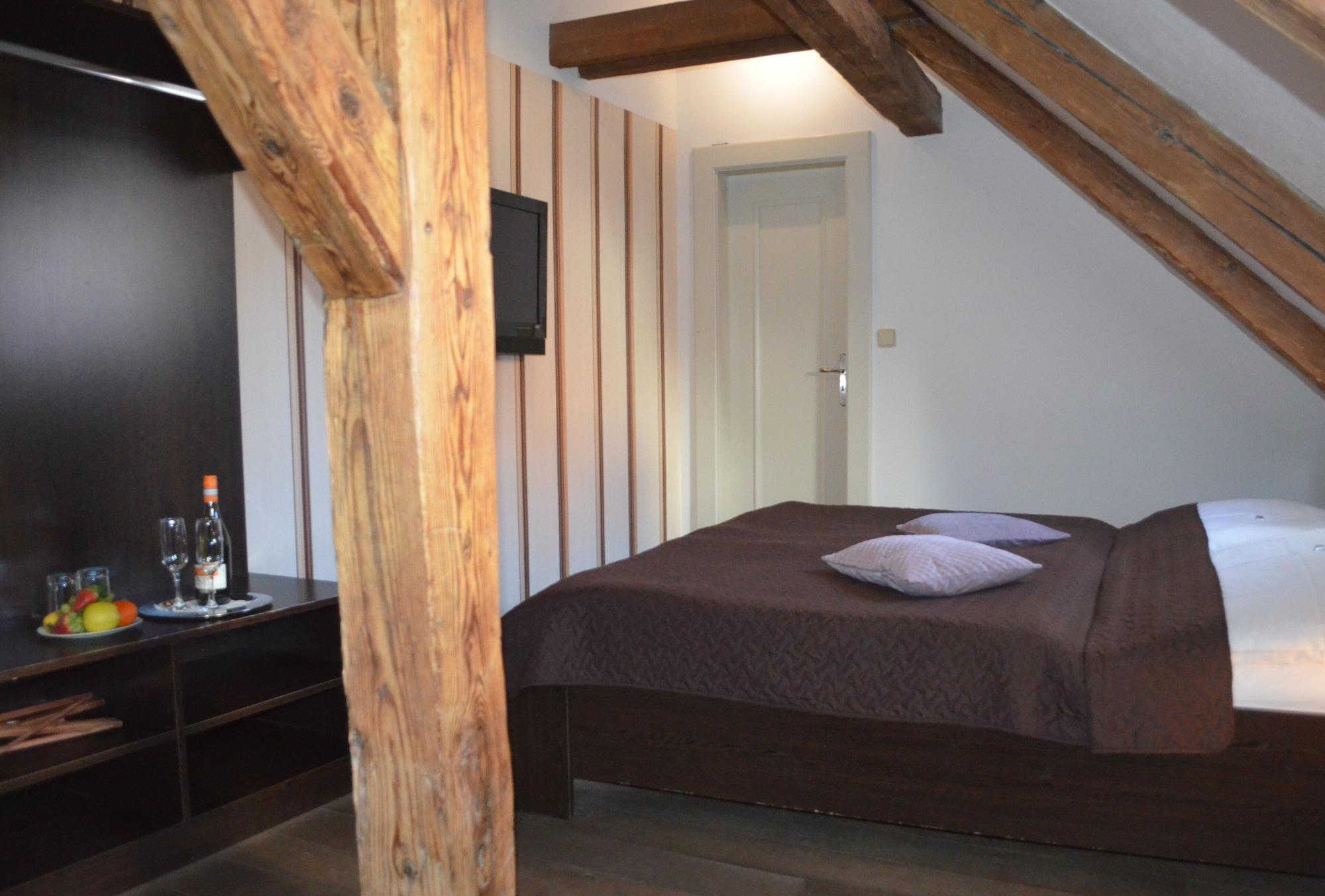 Hotel Peregrin Cesky Krumlov Bagian luar foto