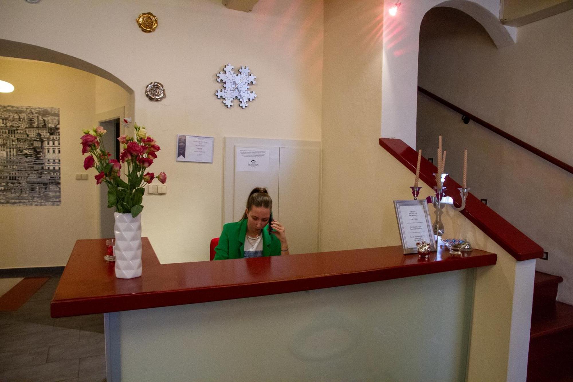Hotel Peregrin Cesky Krumlov Bagian luar foto
