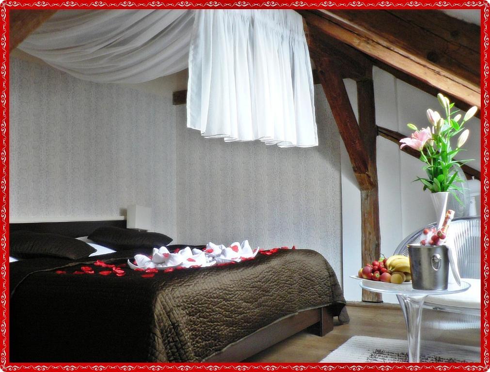 Hotel Peregrin Cesky Krumlov Ruang foto